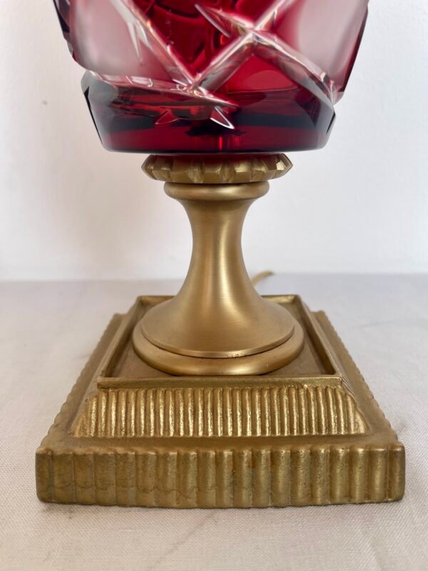 Lampada in cristallo tagliato rosso con base dorata – Vintage - Image 2