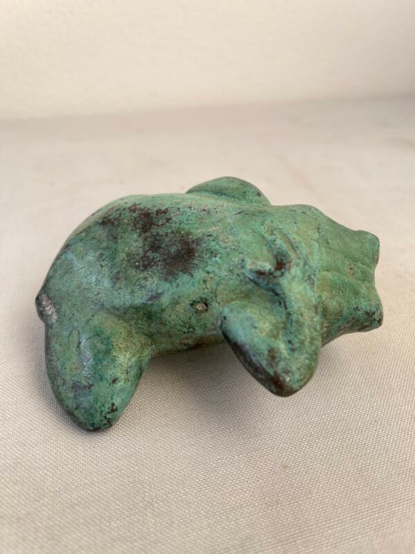 Piccola Statua di RANA in metallo - Stile Vintage con Patina Verde - Image 3