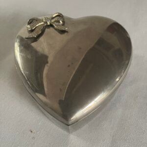Portagioie a Cuore in Metallo Argentato con Fiocco Decorativo