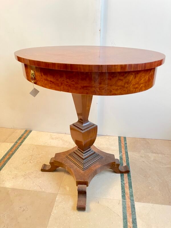 Elegante Tavolo Rotondo in Radica – Stile Impero - Image 6