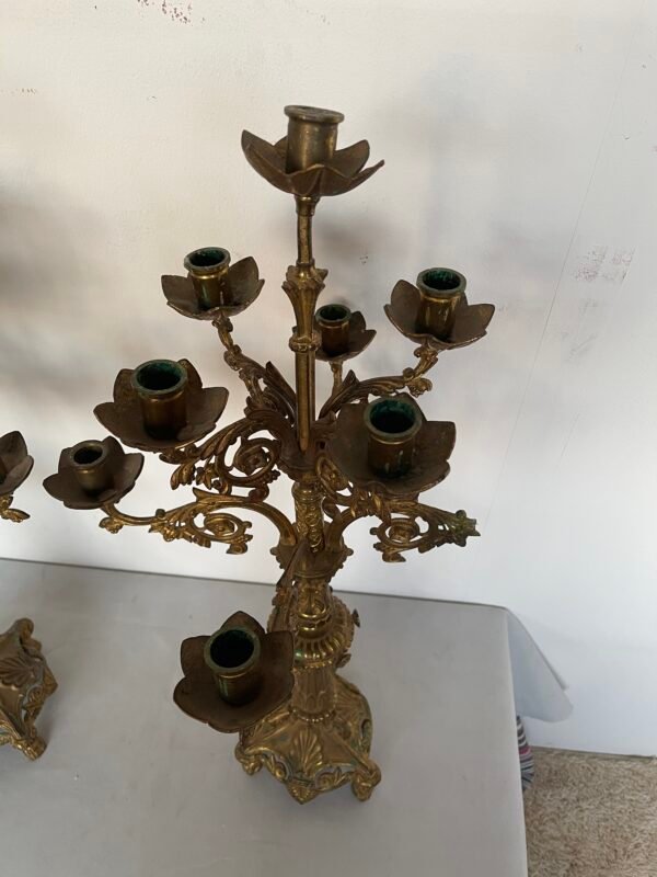 Coppia di Candelabri Antichi a 9 Fiamme in Bronzo Dorato – Stile Barocco - Image 4