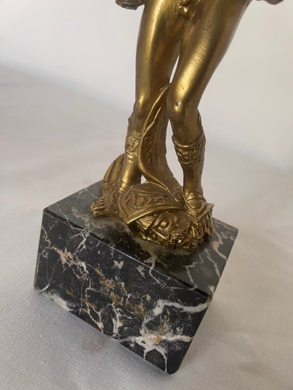 Statua "Mercurio/Ermes" in Bronzo Dorato su Base in Marmo Nero - Image 3