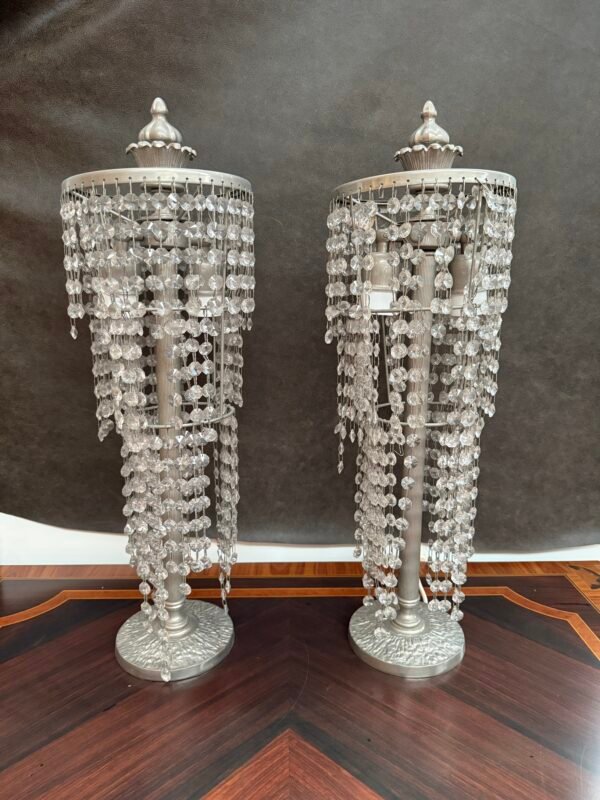 Lampadari eleganti in stile classico italiano anni '80