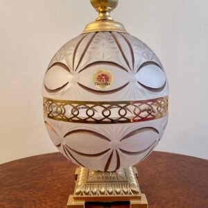 Elegante contenitore decorativo in cristallo inciso – Der Sculies