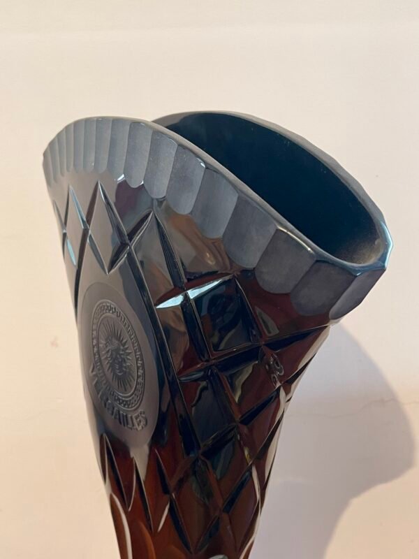 Vaso in Cristallo Versailles con Incisione Solare e Base Dorata - Image 6