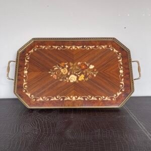 Vassoio Elegante in Legno Intarsiato con Decorazioni Floreali