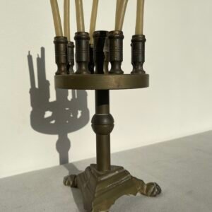 Antico Candelabro Rotondo a 9 Fiamme in Bronzo – Stile Ecclesiastico