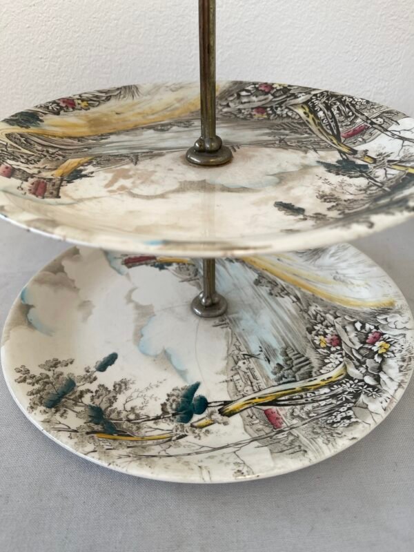 Alzata a Tre Piani in Ceramica Dipinta a Mano – Vintage - Image 4