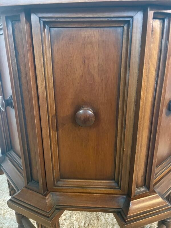 Tavolino Esagonale Vintage in Legno Massello con Antina Apribile - Image 7