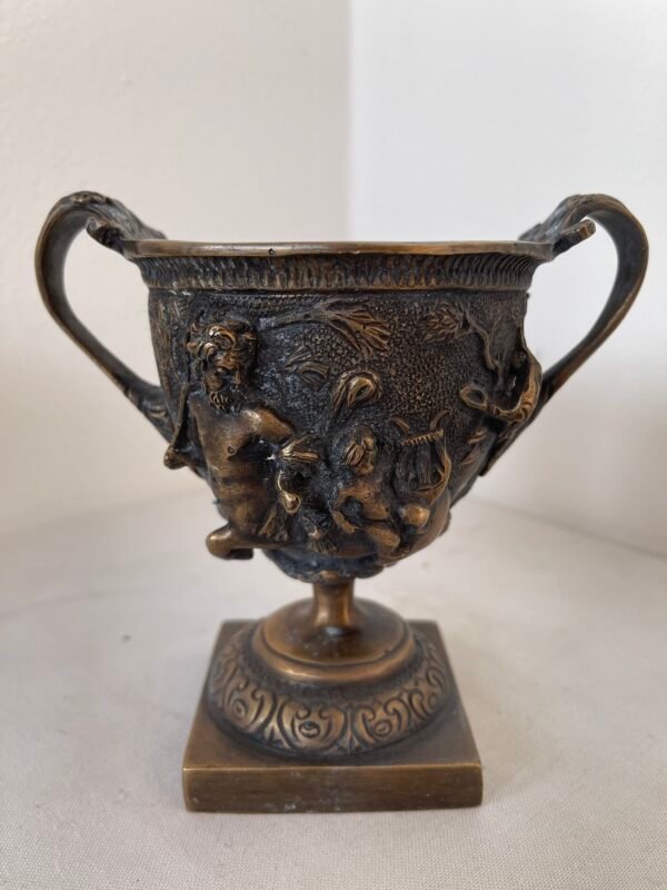 Coppia di Coppe Decorative in Bronzo – Firmate E. Monnet – Stile Neoclassico - Image 3