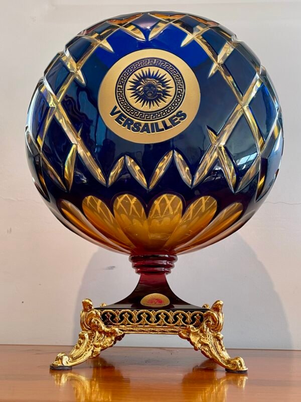 Centrotavola Versailles in Cristallo Intagliato e Base Dorata – Edizione Decorales - Image 3