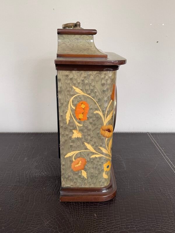 Orologio da Tavolo con Pendolo e Decori Floreali – Design Classico e Raffinato - Image 4