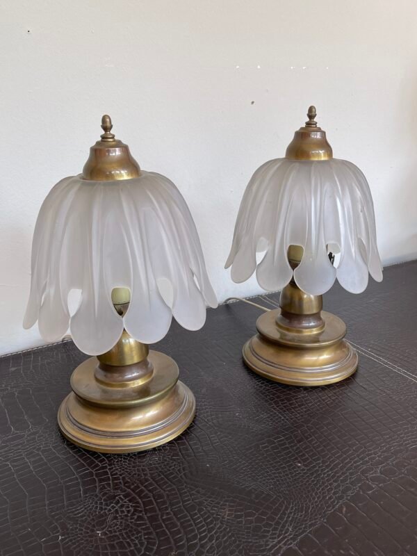 Coppia di Lampade Vintage in Vetro Satinato e Metallo Dorato - Image 2