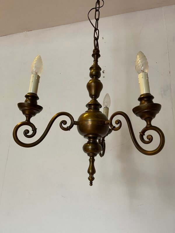 Lampadario Vintage in Ottone a 3 Luci – Stile Classico - Image 3