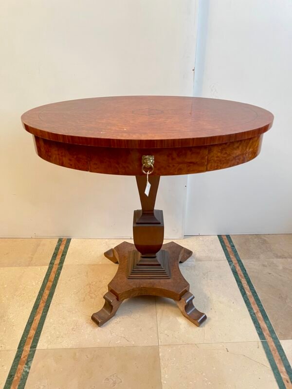 Elegante Tavolo Rotondo in Radica – Stile Impero - Image 5