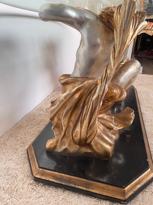 Tavolino da salotto con base in scultura – Design classico con piano in vetro - Image 4