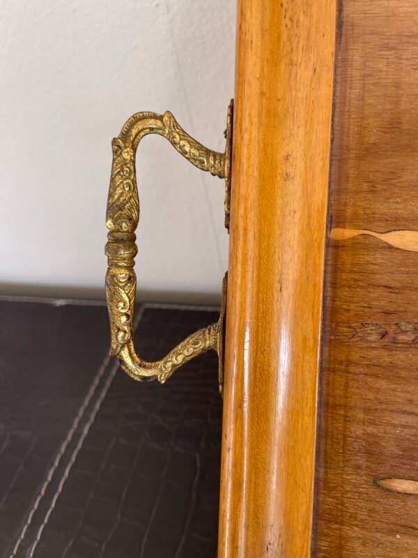 Vassoio vintage in legno intarsiato con uccello in volo - Image 5