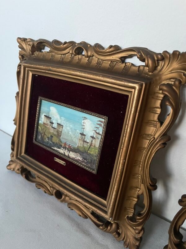 Coppia di Piccole Opere in Stile Vintage - Dipinti su Tavola Firmati "R. Fiorin" - Image 2