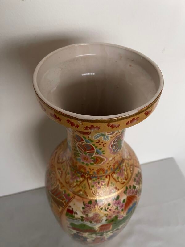 Grande Vaso Decorativo Cinese in Porcellana – Dipinto a Mano - Image 4