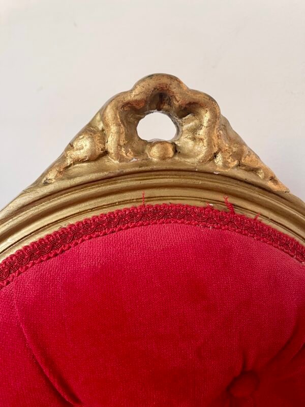 Coppia di Sedie Antiche in Stile Luigi XVI – Legno Dorato e Velluto Rosso - Image 6
