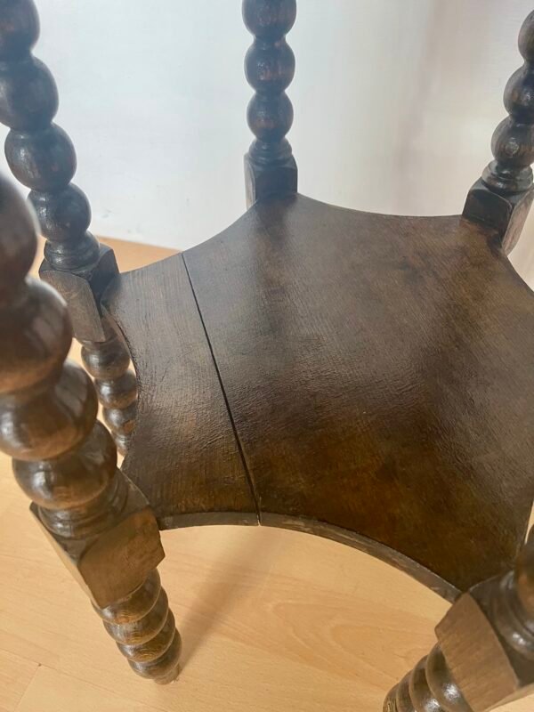 Tavolino Esagonale a Colonnine Tornite in Legno Massello - Image 5