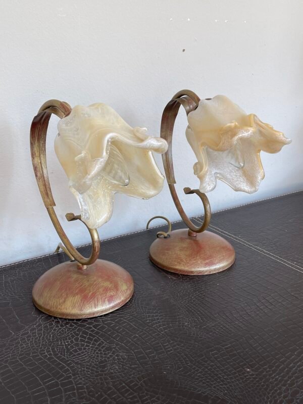 Coppia di Lampade Vintage in Vetro Opalescente e Metallo Dorato - Image 4