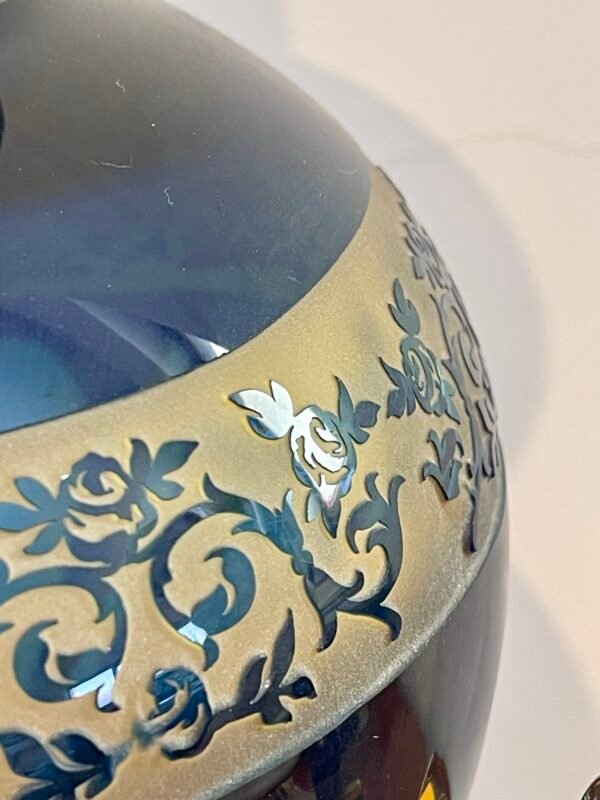 Anfora Decorativa in Cristallo Blu Cobalto e Oro – Stile Versailles - Image 2