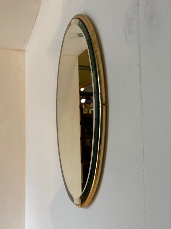 Specchio Ovale Vintage con Cornice Dorata – Eleganza senza Tempo per la Tua Casa - Image 4