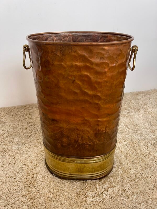 Secchio Vintage in Rame Martellato con Base in Ottone e Manici Laterali – Stile Rustico/Decorativo - Image 6