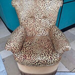 Poltrona Club "Safari Glamour" in Tessuto Leopardato