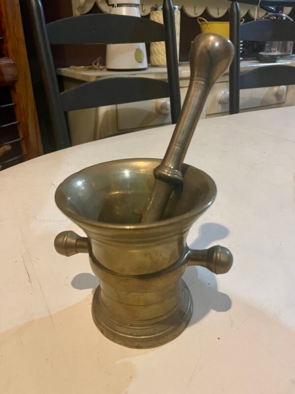 Mortaio e Pestello Antico in Bronzo Massiccio - Image 3