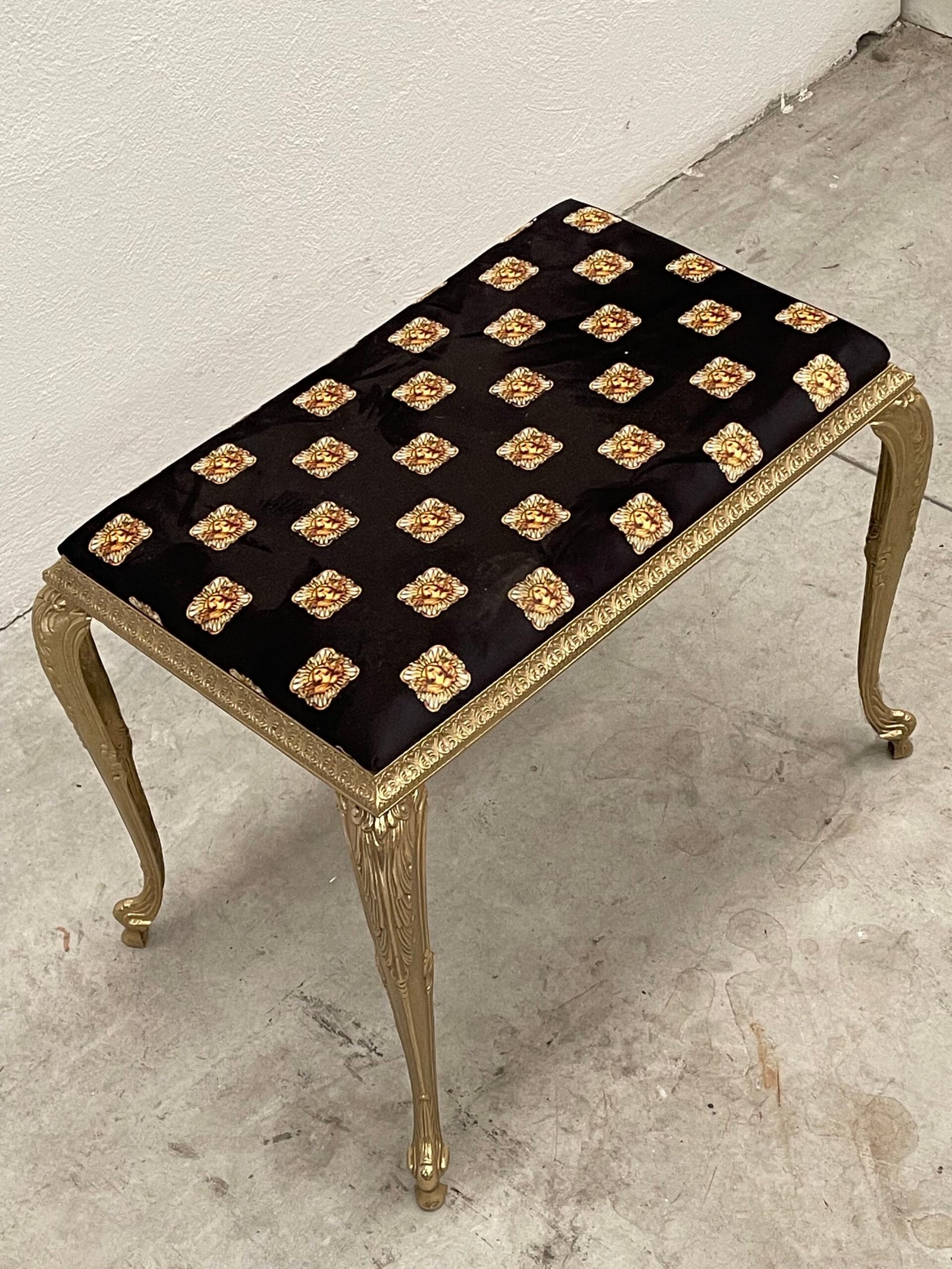 Sgabello Royale in Bronzo Dorato - Image 3