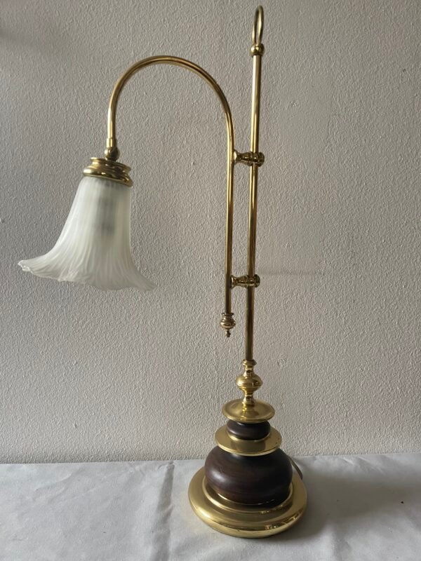 Lampada da Tavolo Regolabile in Ottone e Legno con Vetro Ondulato