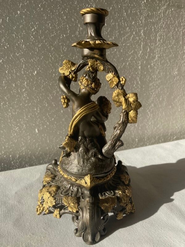 Candelabro con Putti e Motivi Viticci - Image 3