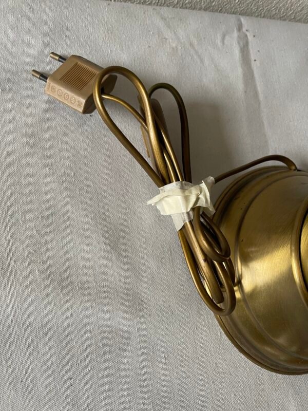 Elegante Lampada da Tavolo Vintage con Base in Ottone e Paralume Ricamato - Image 4