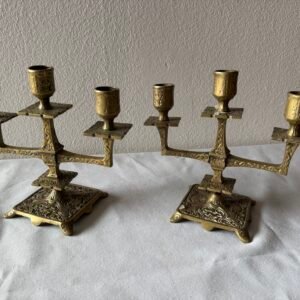 Coppia di Candelabri a Tre Fiamme in Ottone Decora