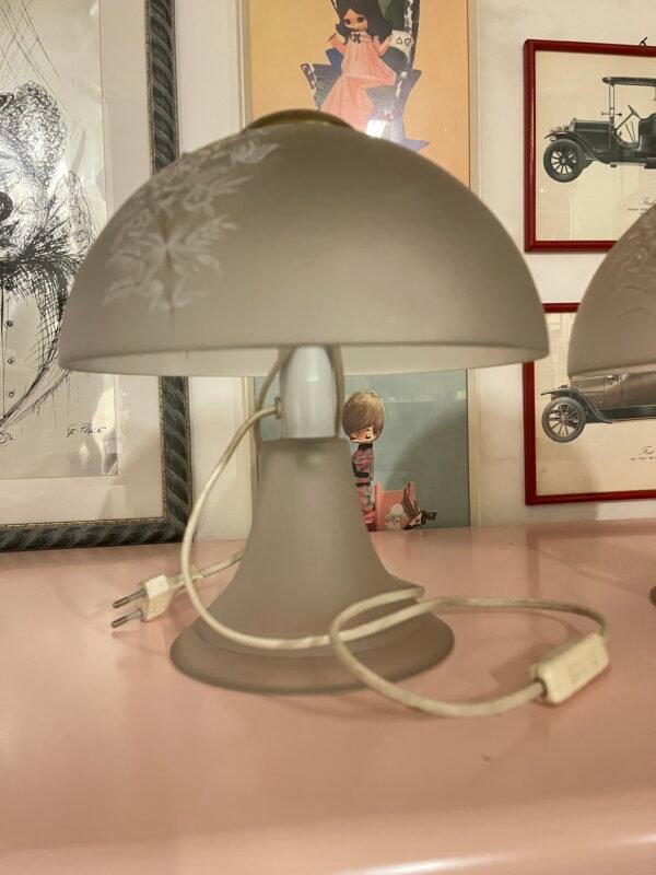 Coppia di Lampade da Tavolo "Fungo" in Vetro Satinato con Decori Floreali - Image 4