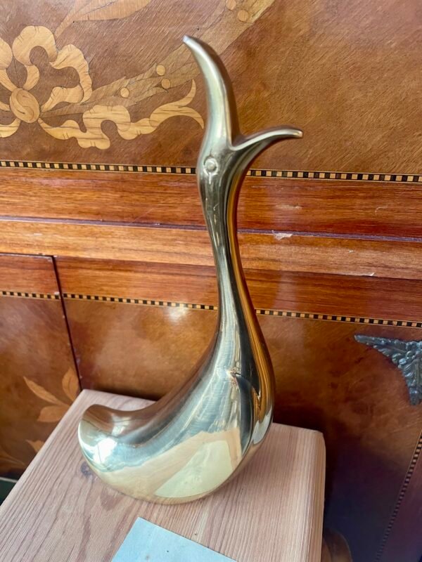 Scultura Decorativa "Cigno Strizzato" in Ottone Massiccio - Image 4