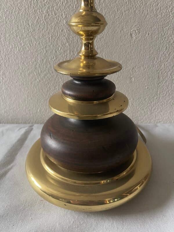 Lampada da Tavolo Regolabile in Ottone e Legno con Vetro Ondulato - Image 2