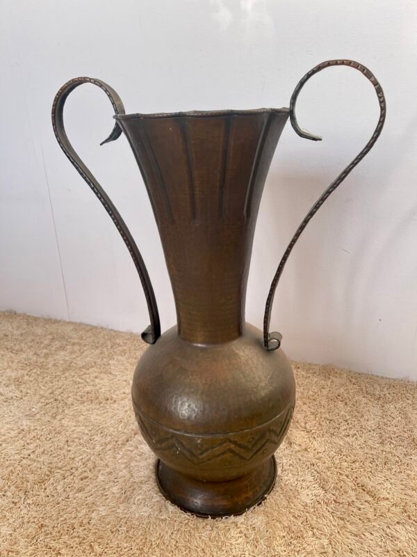 Grande Anfora Decorativa in Rame Martellato – Stile Etno-Rustico - Image 4