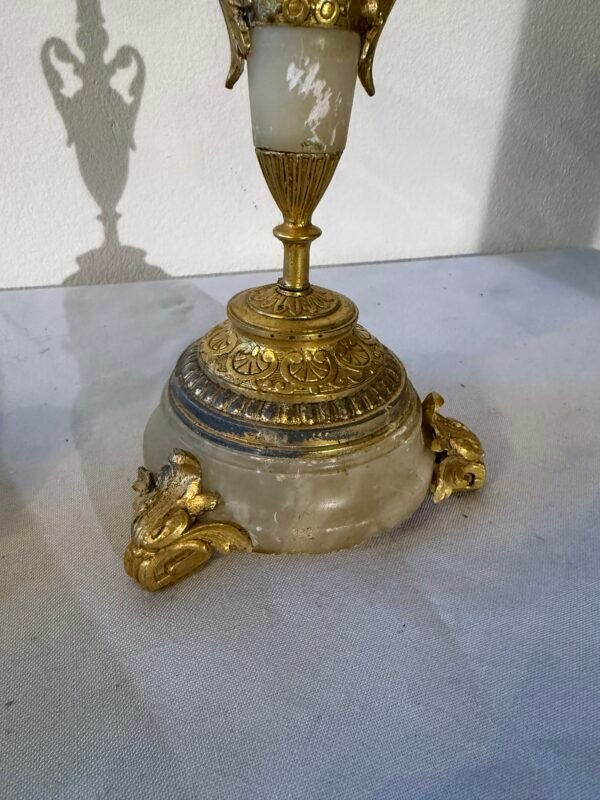 Coppia di Candelabri Impero in Bronzo Dorato e Onice - Image 2