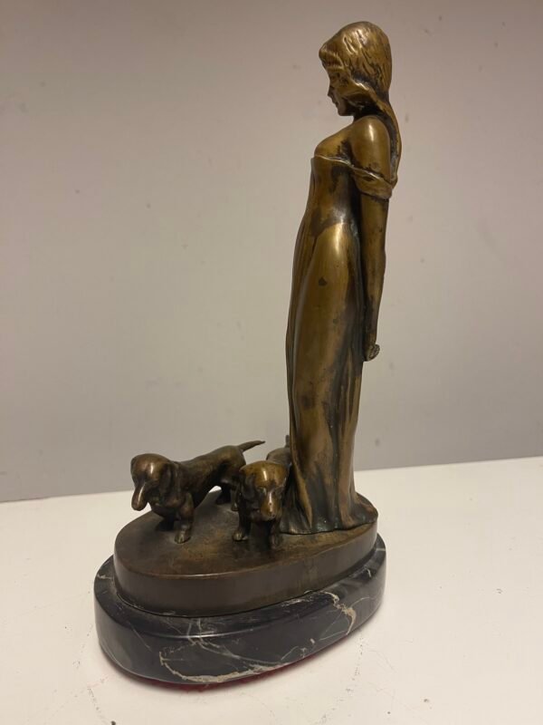 Scultura in Bronzo Patinato Art Déco - Image 3