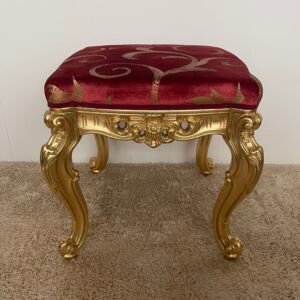 Raffinato Sgabello in Stile Barocco Dorato con Velluto Rosso