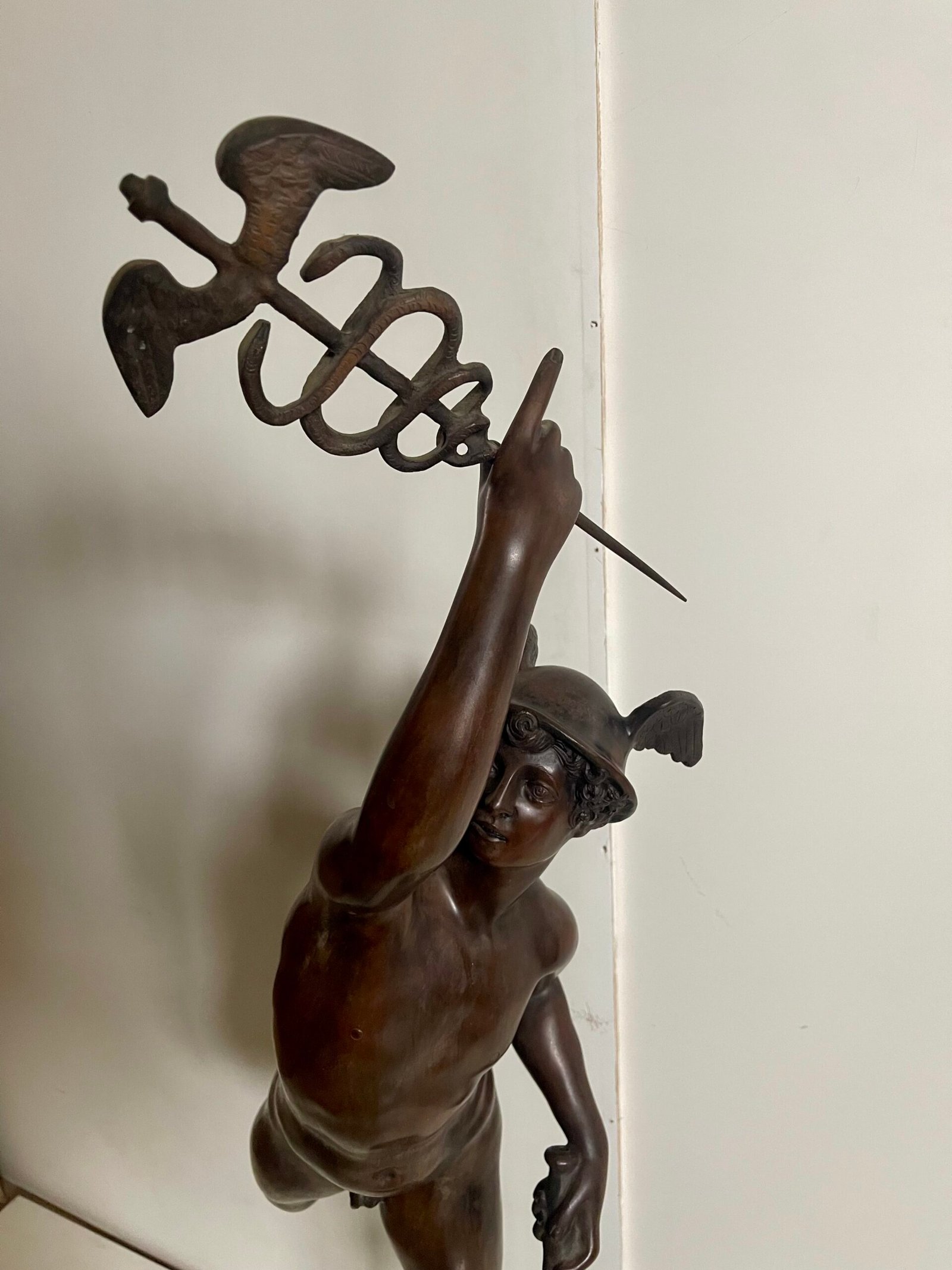Scultura in Bronzo di Mercurio (Ermes) - Arte Classica Dinamica - Image 4