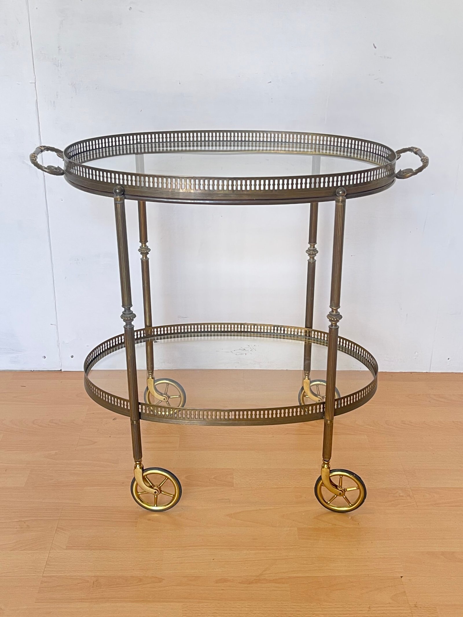 Carrello da Servizio Vintage in Ottone e Vetro – Stile Neoclassico Anni '50 - Image 2