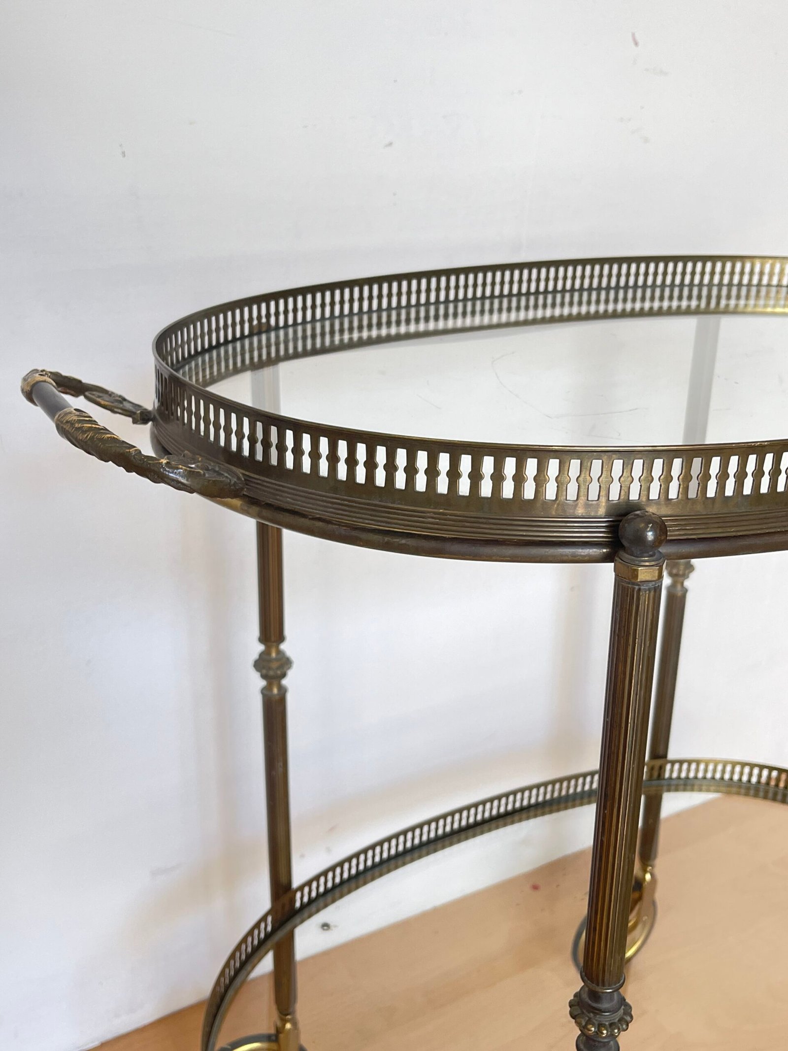 Carrello da Servizio Vintage in Ottone e Vetro – Stile Neoclassico Anni '50 - Image 8