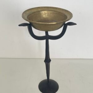 Coppetta in Ottone con Supporto in Ferro Battuto – Stile Vintage Decorativo