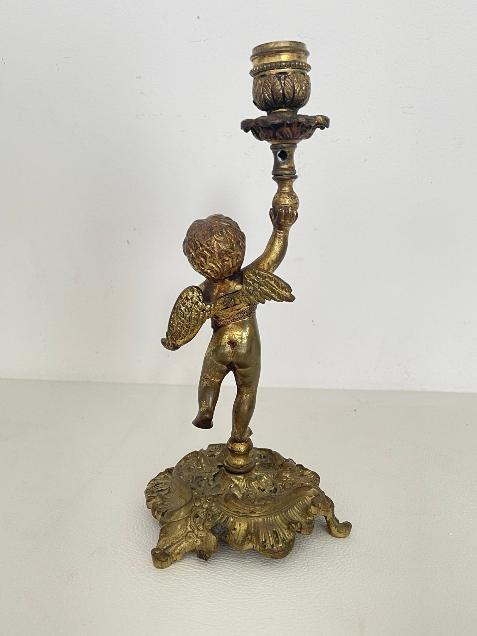 Candeliere vintage in Bronzo Dorato con Putto - Stile Barocco - Image 4