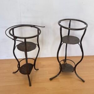 Set di Basi in Ferro Battuto per Fiori - Design Vintage