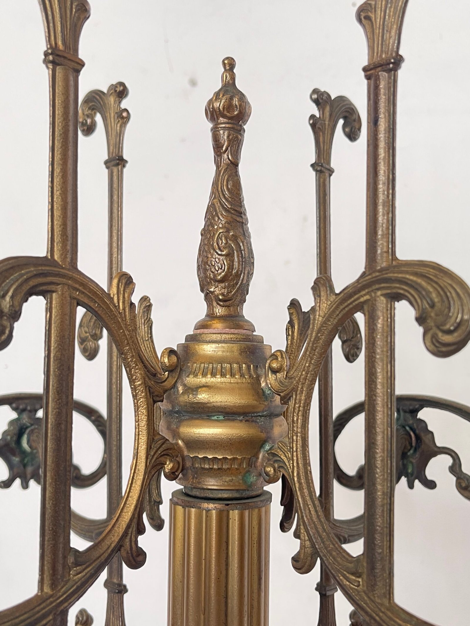 Attaccapanni Antico in Ottone - Eleganza Classica italiana - Image 5